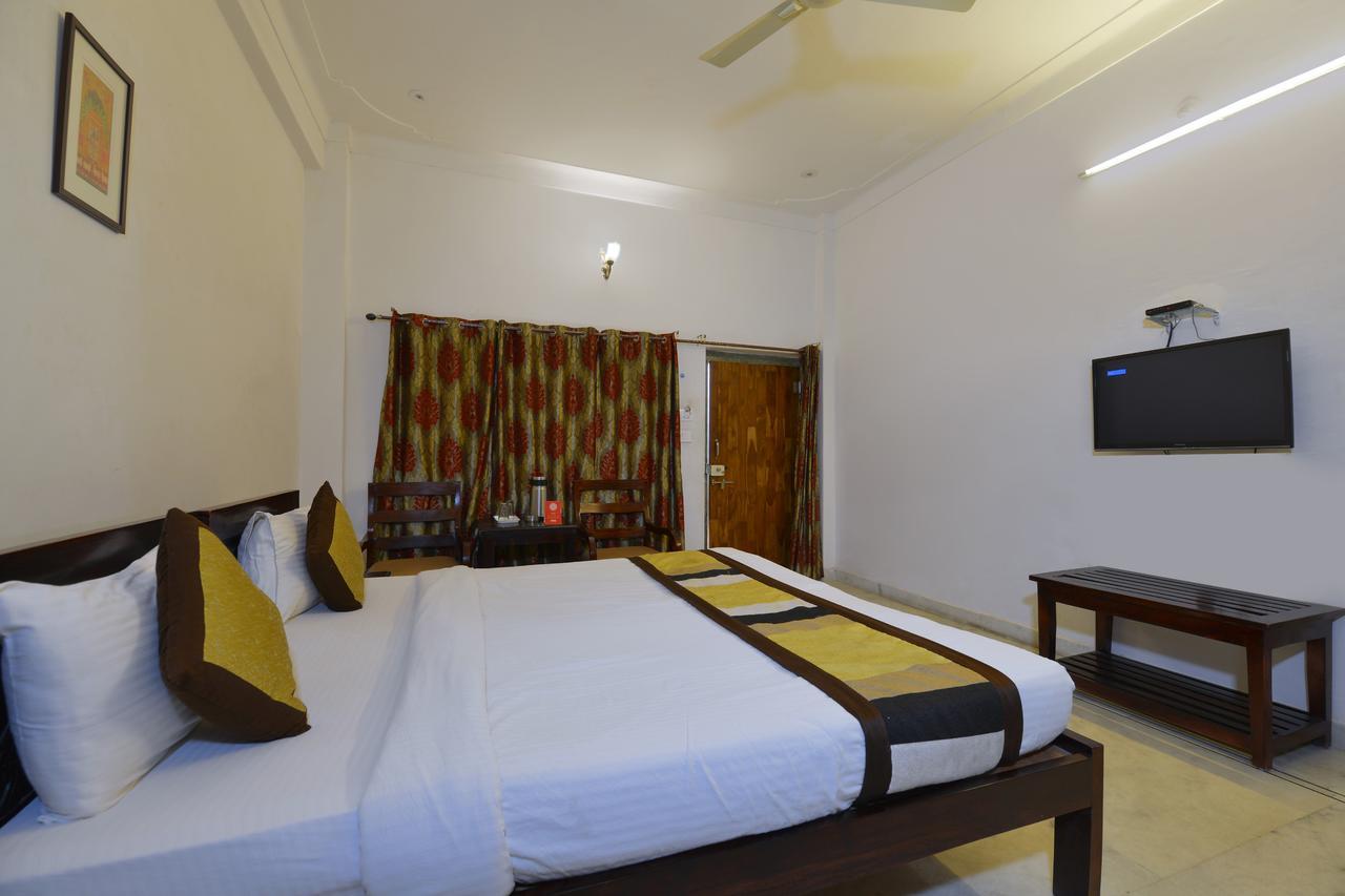 Oyo 1159 Hotel Chandra Prakash Udaipur Exterior photo
