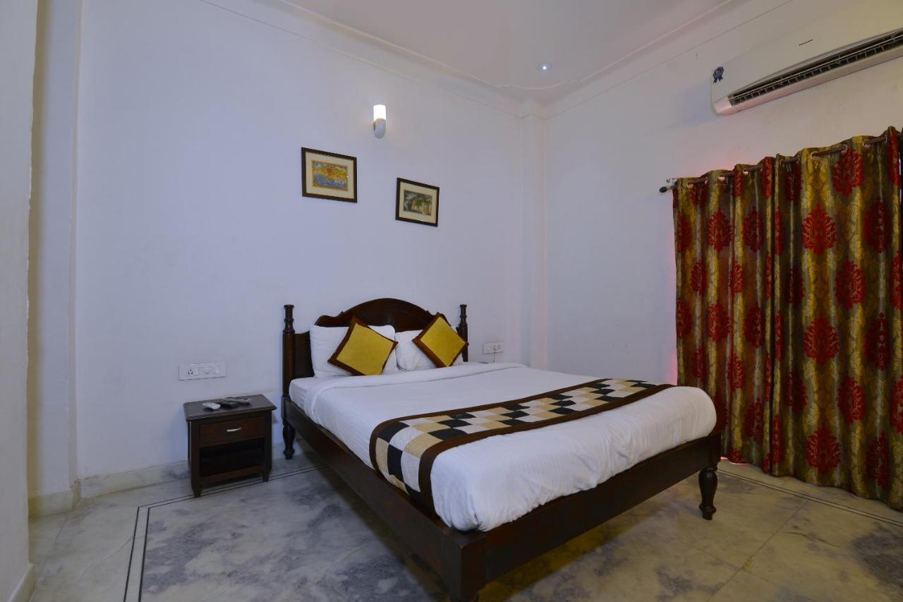 Oyo 1159 Hotel Chandra Prakash Udaipur Exterior photo