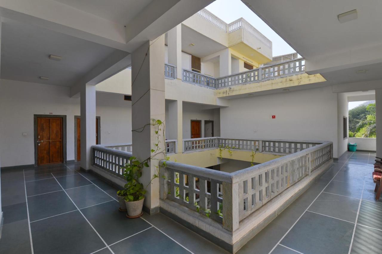 Oyo 1159 Hotel Chandra Prakash Udaipur Exterior photo